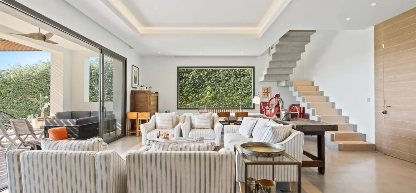Sale of detached villa in El Madroñal 4