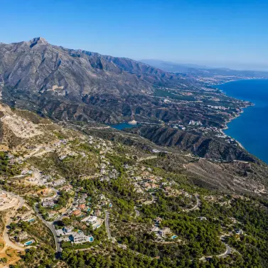 Venta de parcela residencial en Sierra Blanca