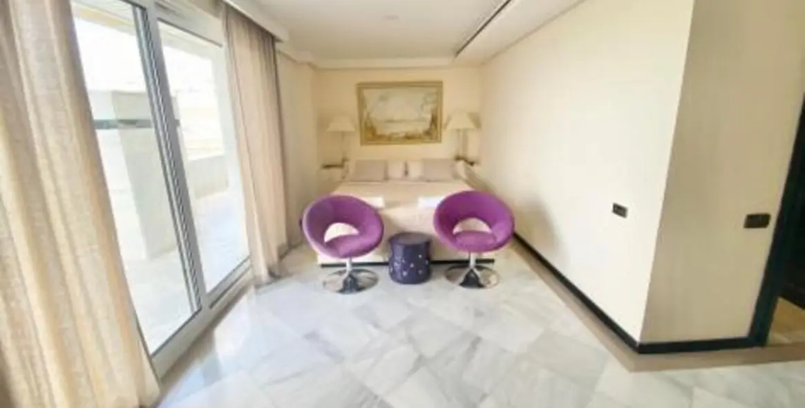 Short-term rent of middle floor apartment in Marbella 10