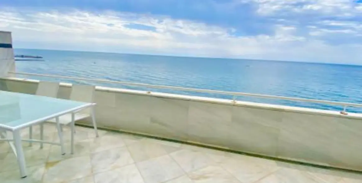 Short-term rent of middle floor apartment in Marbella 16