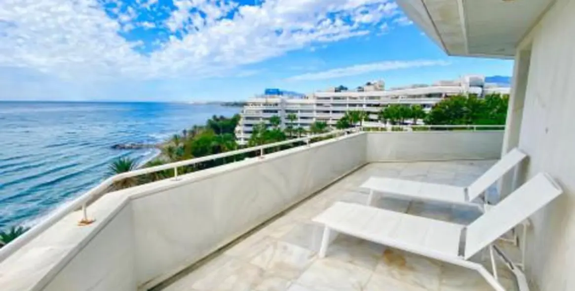 Short-term rent of middle floor apartment in Marbella 18