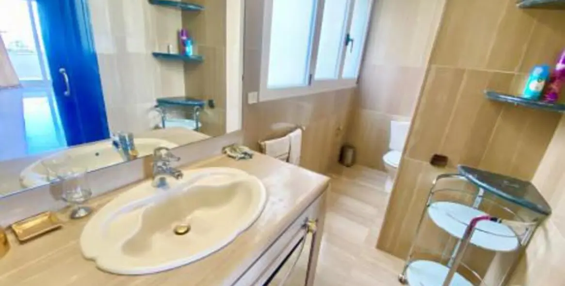 Short-term rent of middle floor apartment in Marbella 22