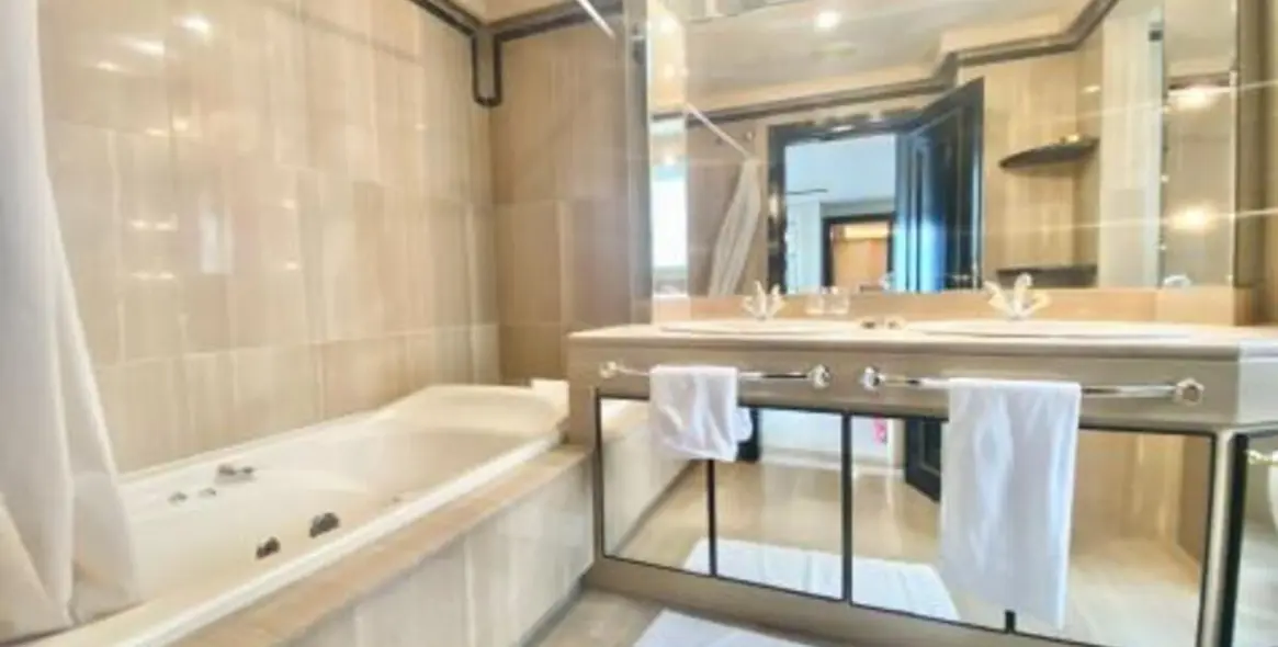 Short-term rent of middle floor apartment in Marbella 27