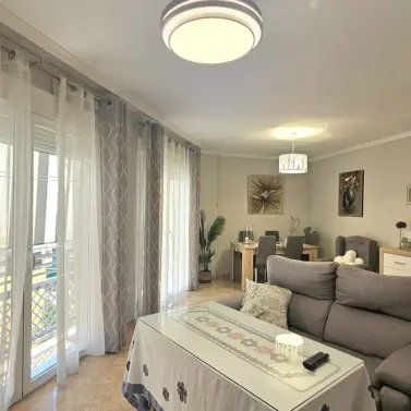 Venta de apartamento en planta media en Fuengirola