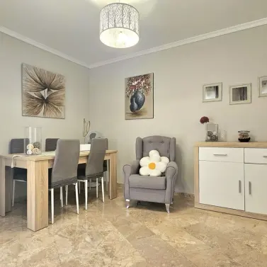 Venta de apartamento en planta media en Fuengirola