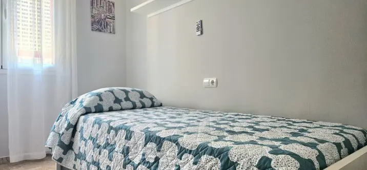 Venta de apartamento en planta media en Fuengirola 4