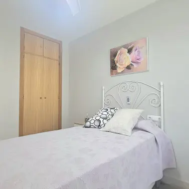 Venta de apartamento en planta media en Fuengirola