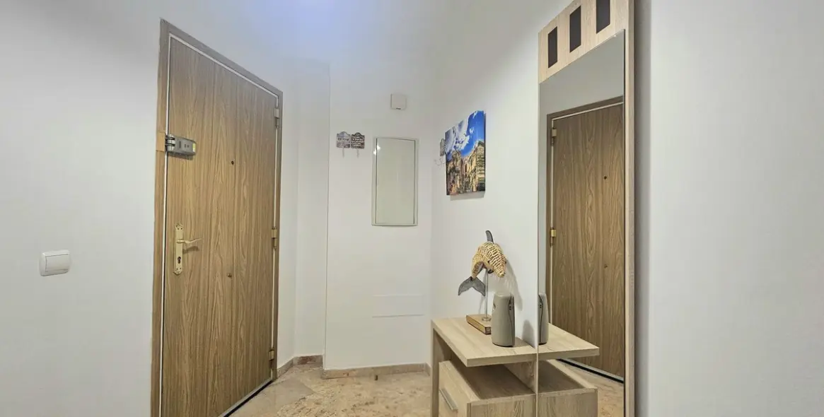 Venta de apartamento en planta media en Fuengirola 15