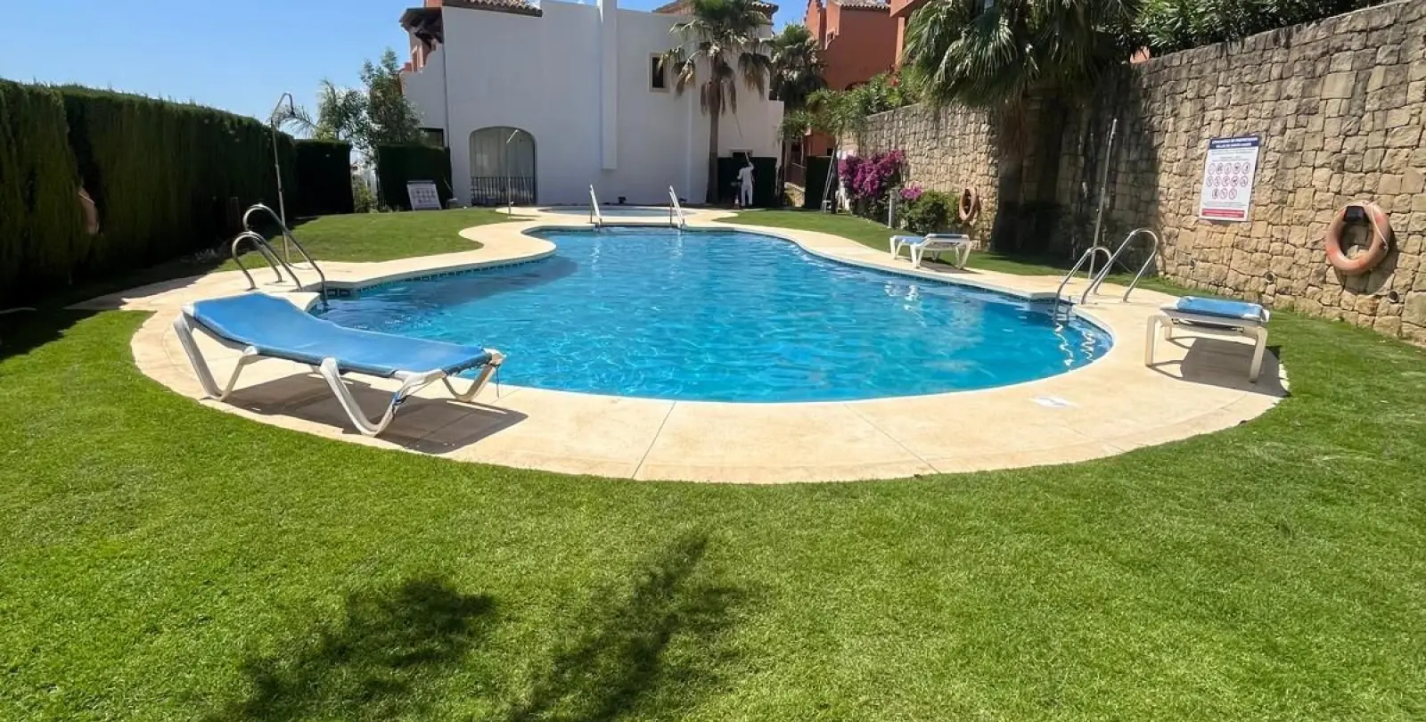 Продажа таунхауса в Estepona 2