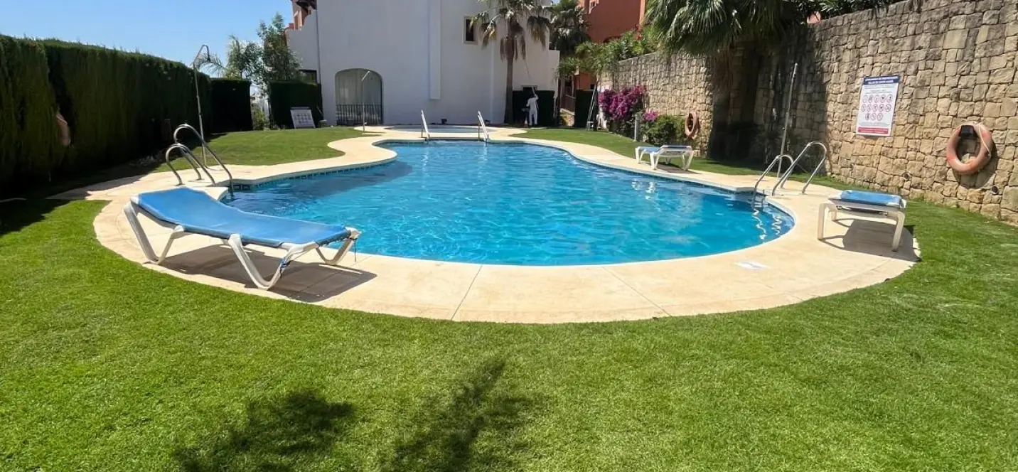Venta de adosado en Estepona 1