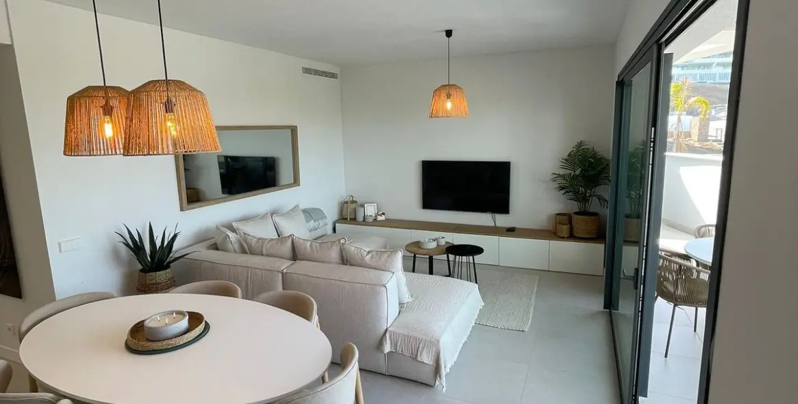 Продажа апартаментов на среднем этаже в Calanova Golf 9