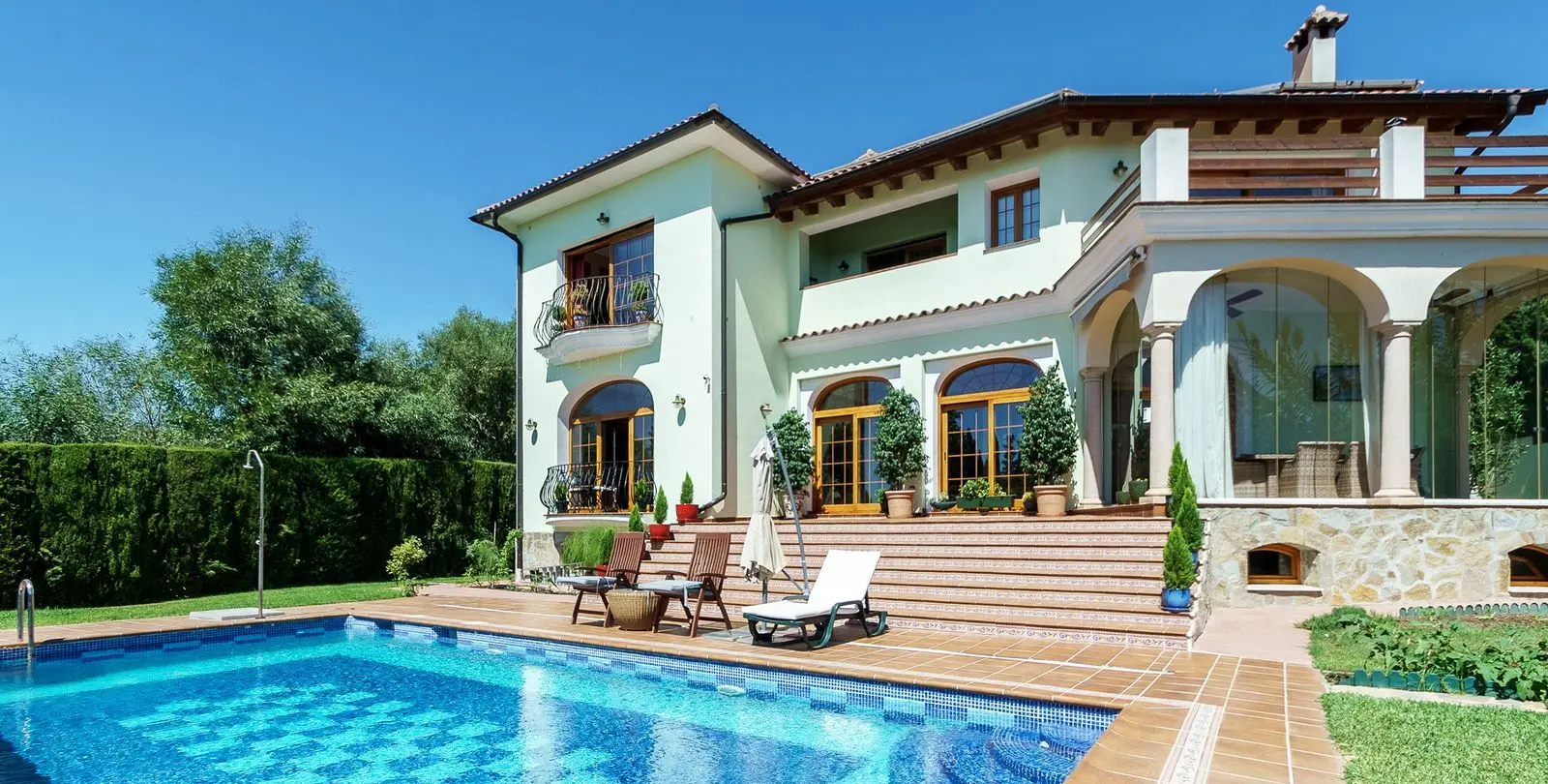 Venta de villa independiente en El Rosario 4