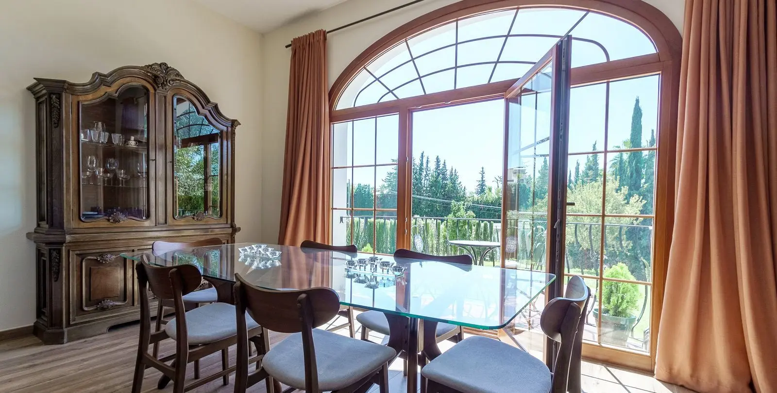 Venta de villa independiente en El Rosario 14