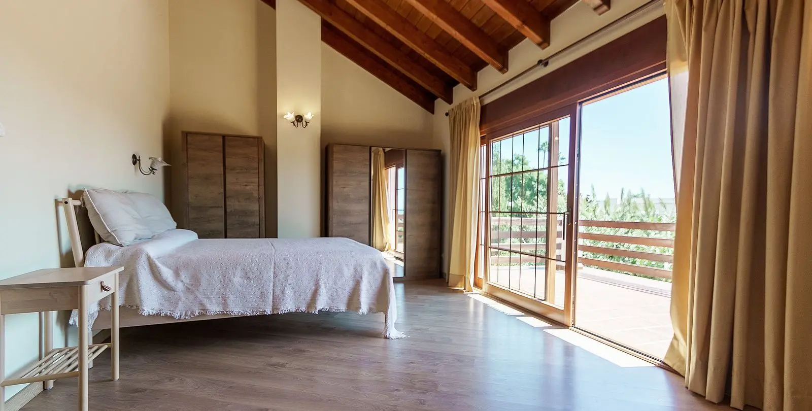Venta de villa independiente en El Rosario 26