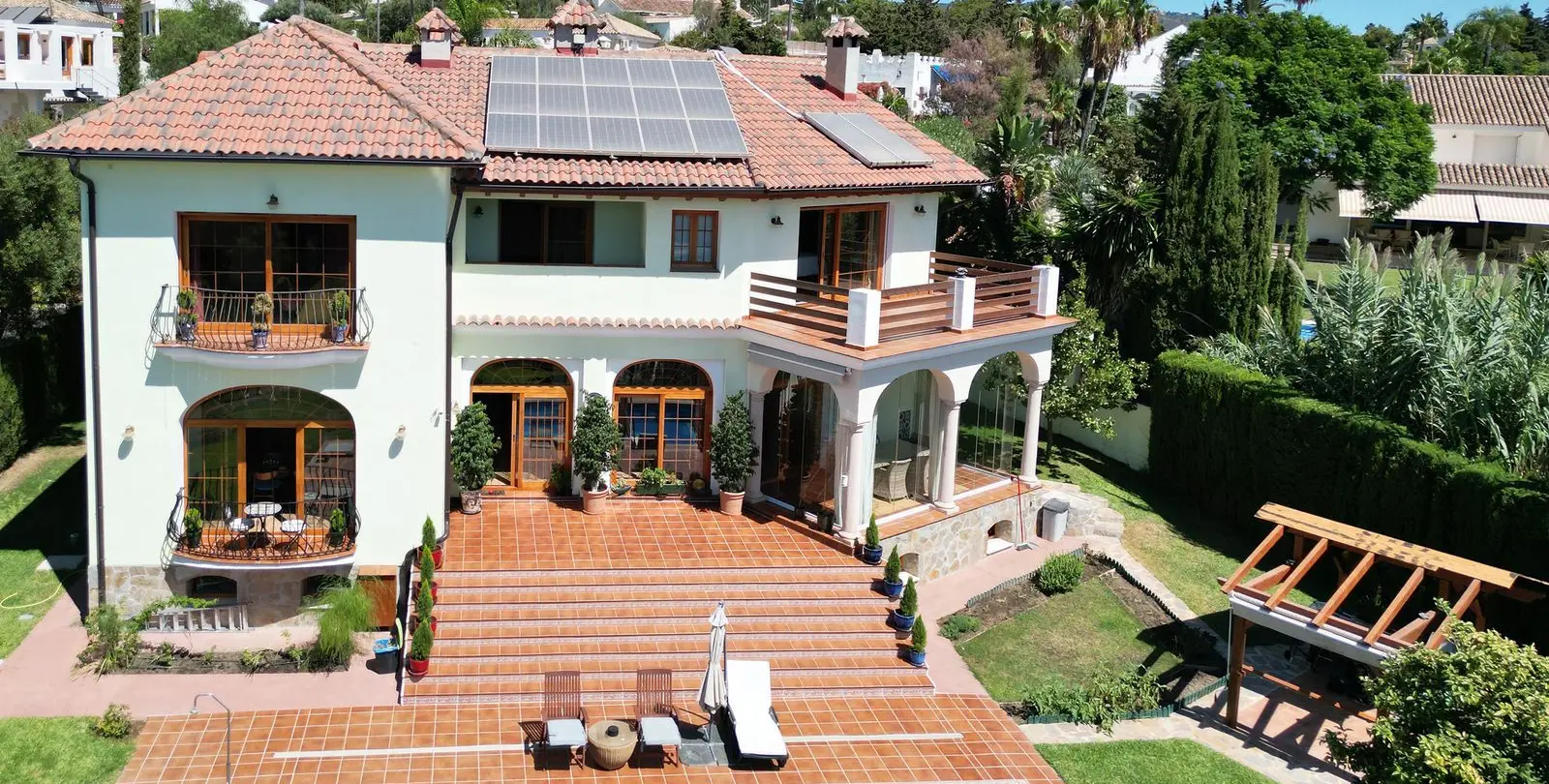 Venta de villa independiente en El Rosario 39