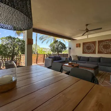 Краткосрочная аренда апартаментов на первом этаже в Marbella