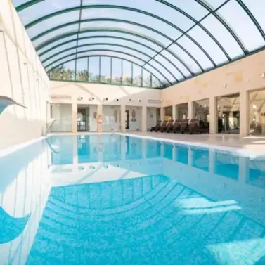 Продажа апартаментов на среднем этаже в Estepona