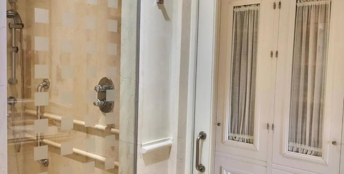 Продажа апартаментов на среднем этаже в Estepona 11