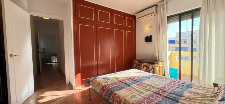 Venta de apartamento en planta media en Marbella 1