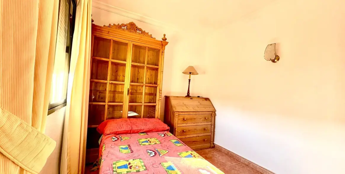 Venta de apartamento en planta media en Marbella 8