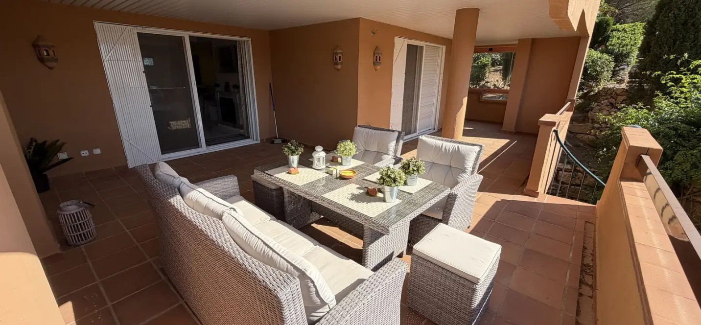 Sale of ground floor apartment in La Mairena 1