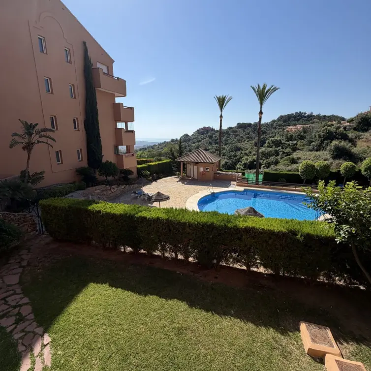 Sale of ground floor apartment in La Mairena
