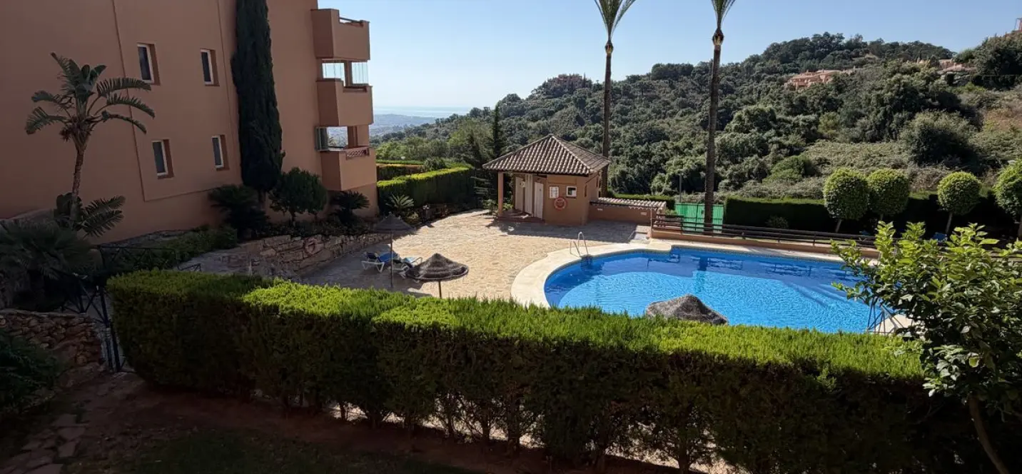 Sale of ground floor apartment in La Mairena 2