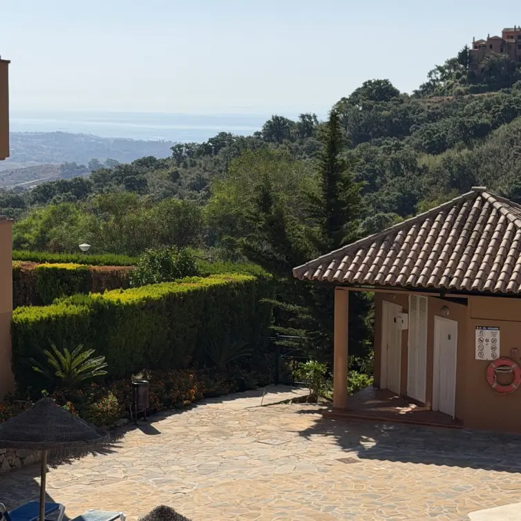 Sale of ground floor apartment in La Mairena