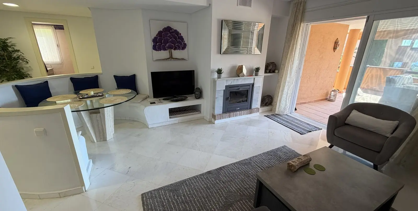 Sale of ground floor apartment in La Mairena 10