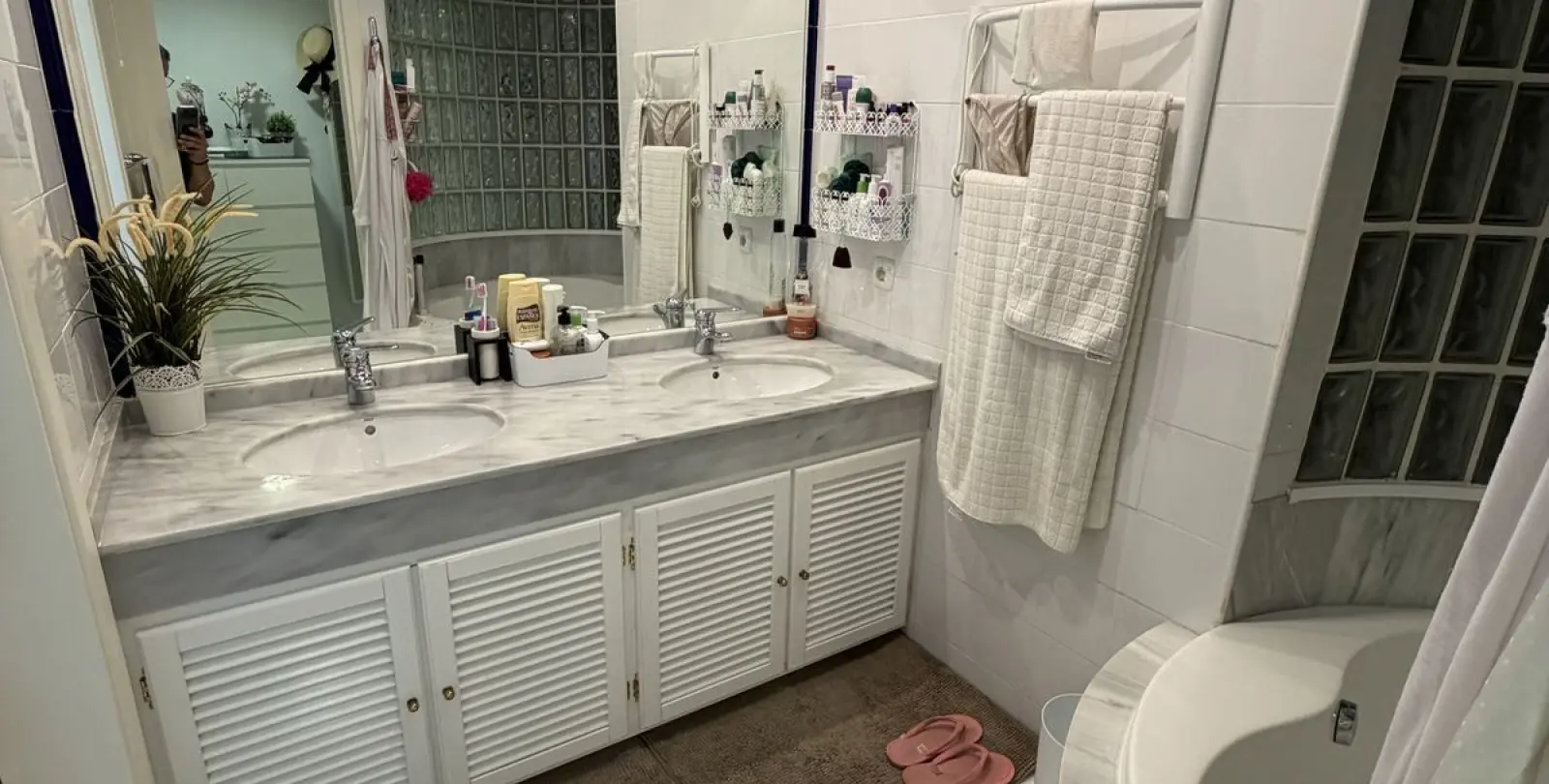 Sale of ground floor apartment in La Mairena 18