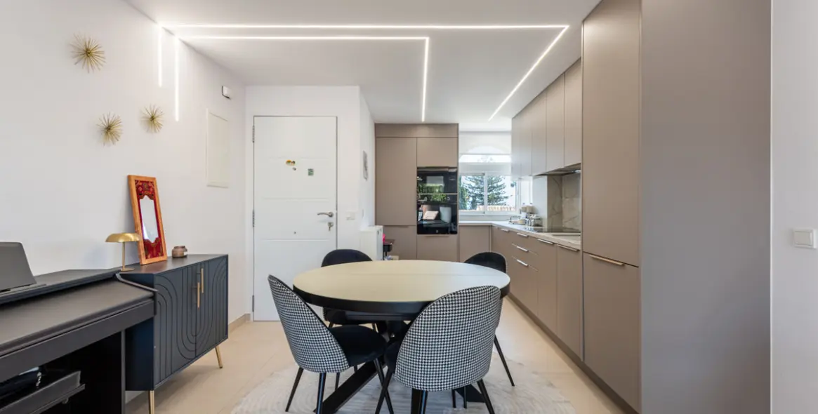 Sale of middle floor apartment in La Cala de Mijas 11