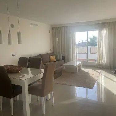 Sale of penthouse in Estepona
