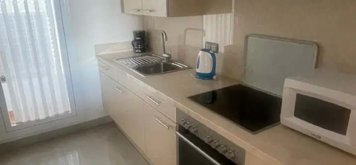 Sale of penthouse in Estepona 2