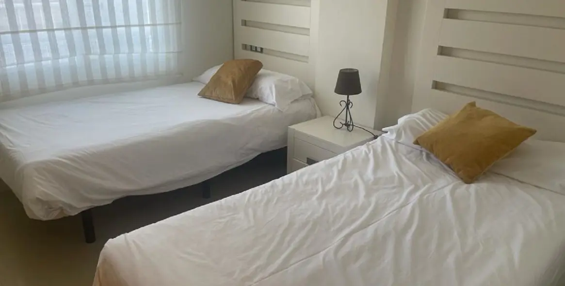 Sale of penthouse in Estepona 6