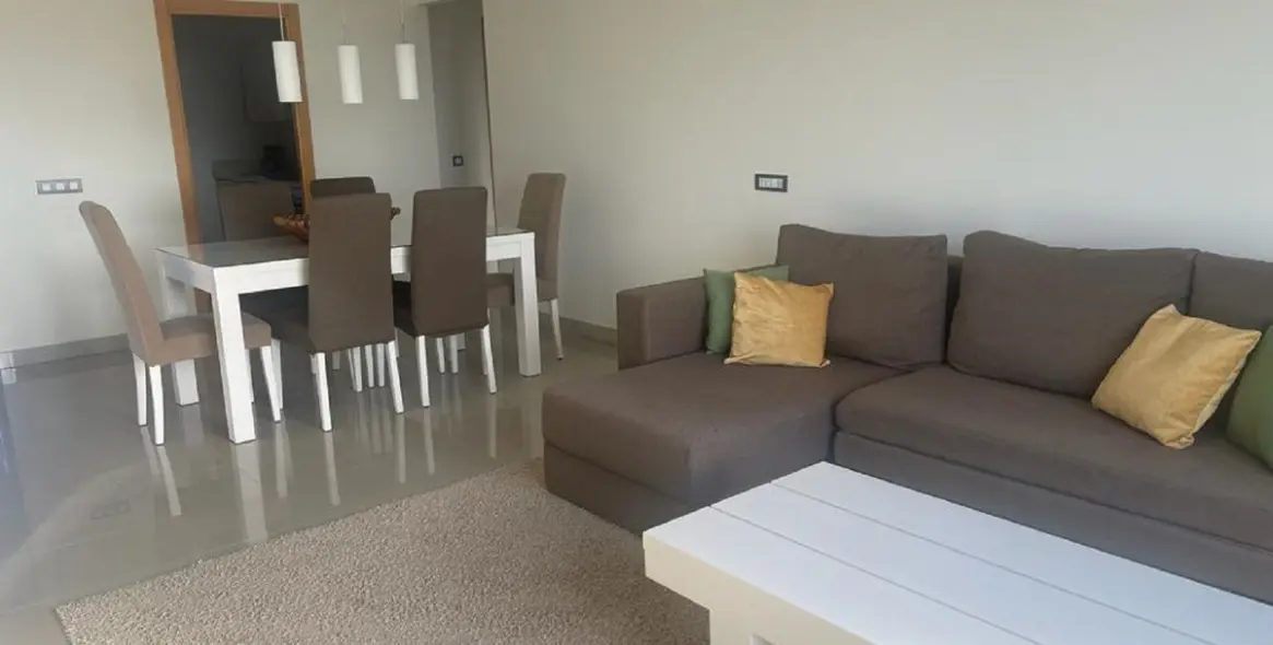 Sale of penthouse in Estepona 14