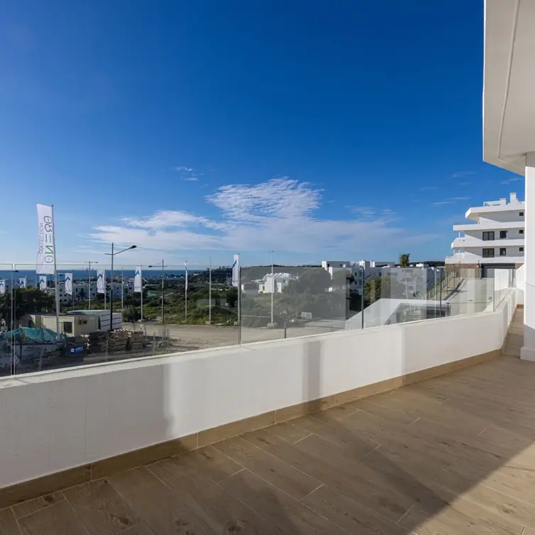 Продажа апартаментов на среднем этаже в Estepona