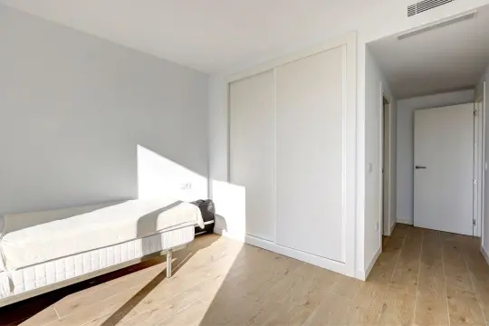 Image 26 thumb