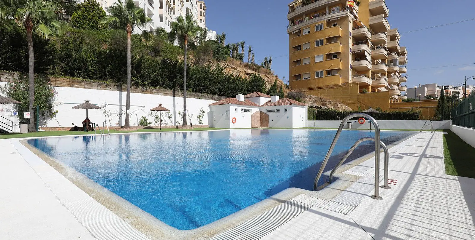 Sale of middle floor apartment in Estepona 9