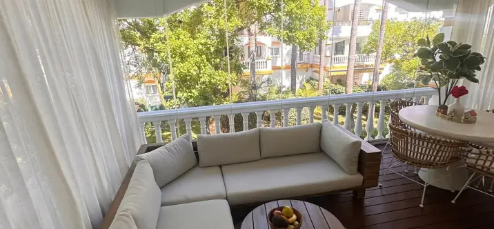 Venta de apartamento en planta media en Nueva Andalucía 4