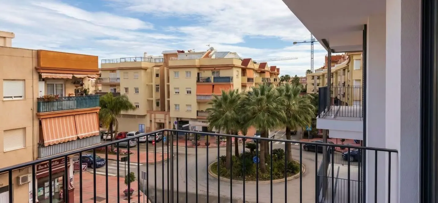 Продажа апартаментов на среднем этаже в Estepona 3