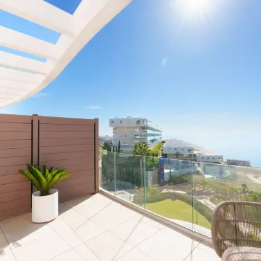 Sale of penthouse in Higueron