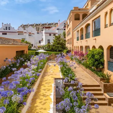 Venta de apartamento en planta media en Nueva Andalucía