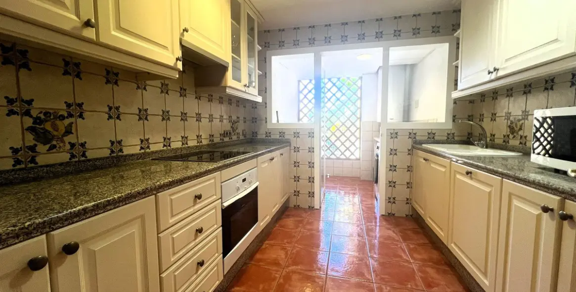 Sale of penthouse duplex in Atalaya 3