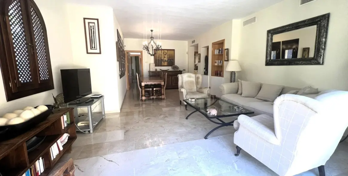 Sale of penthouse duplex in Atalaya 4