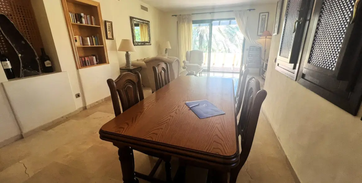 Sale of penthouse duplex in Atalaya 5