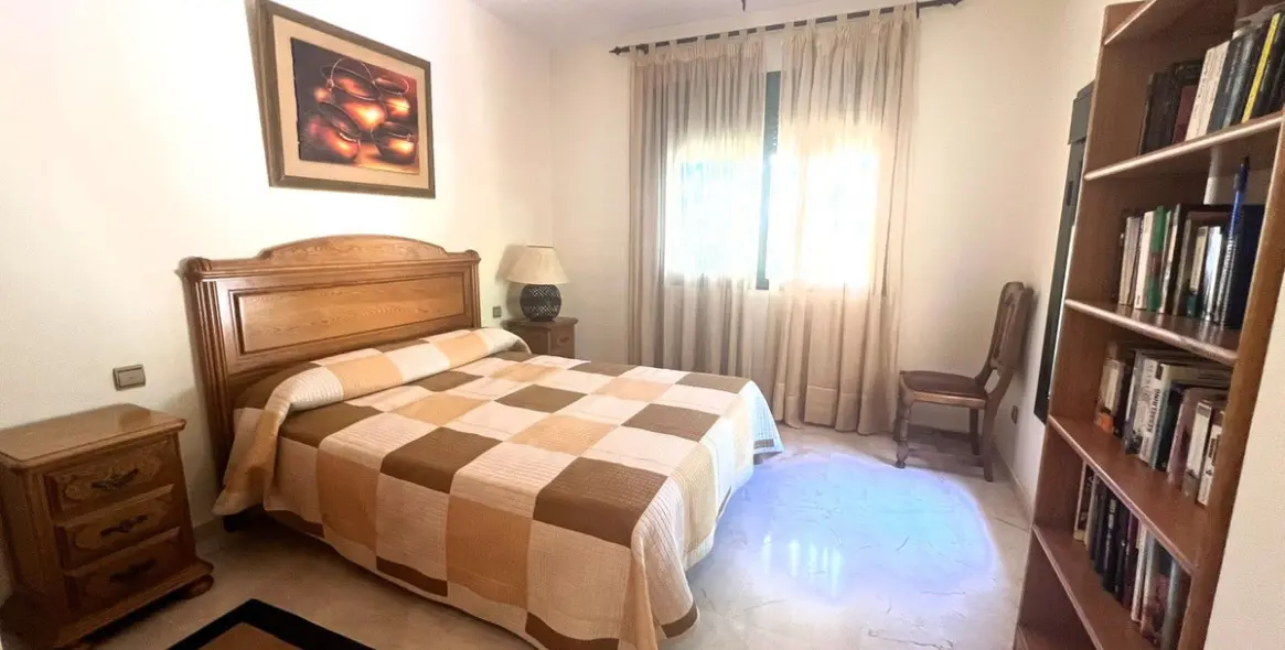 Sale of penthouse duplex in Atalaya 9