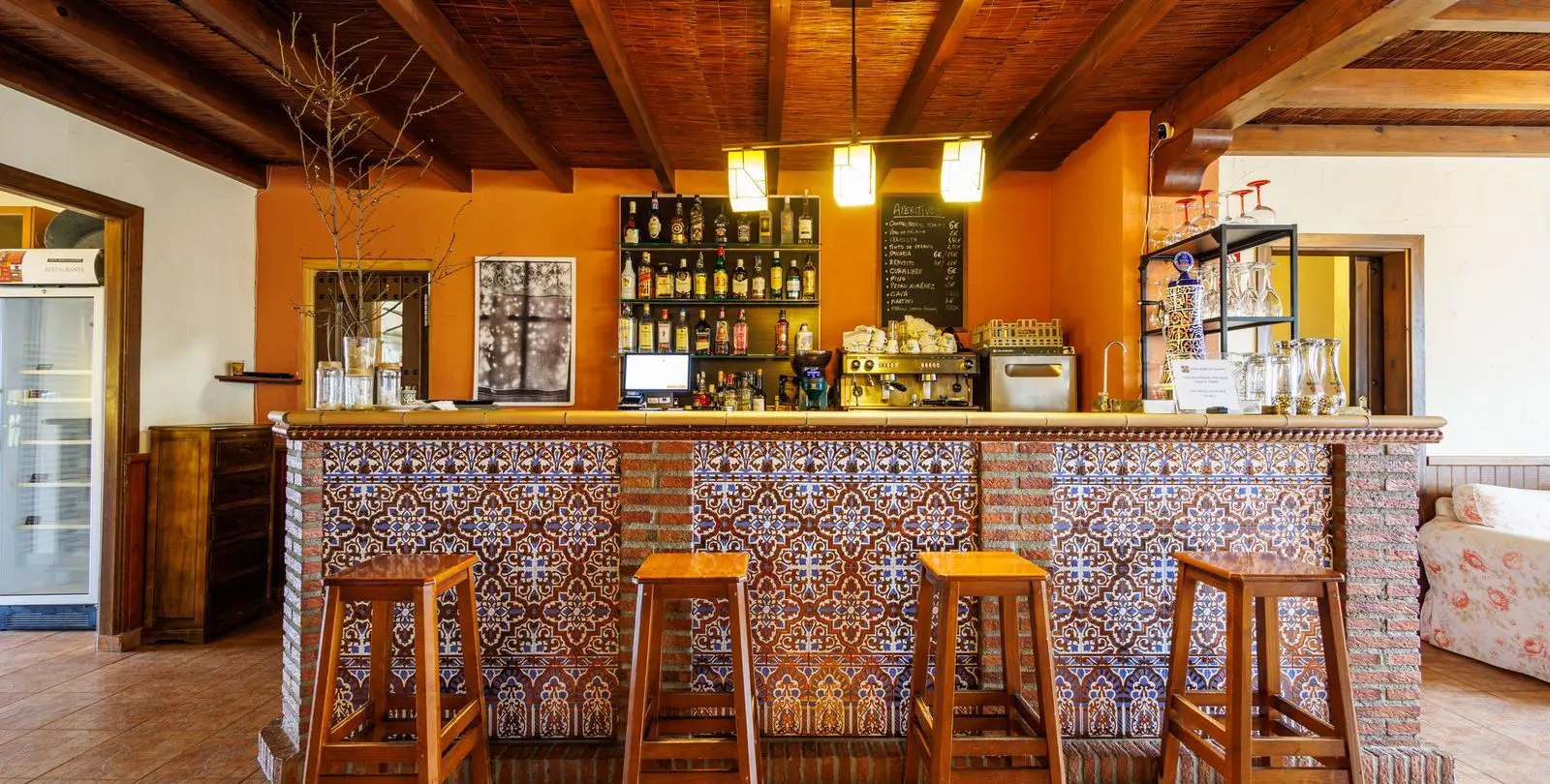 Sale of bed & breakfast in Villanueva de Tapia 15