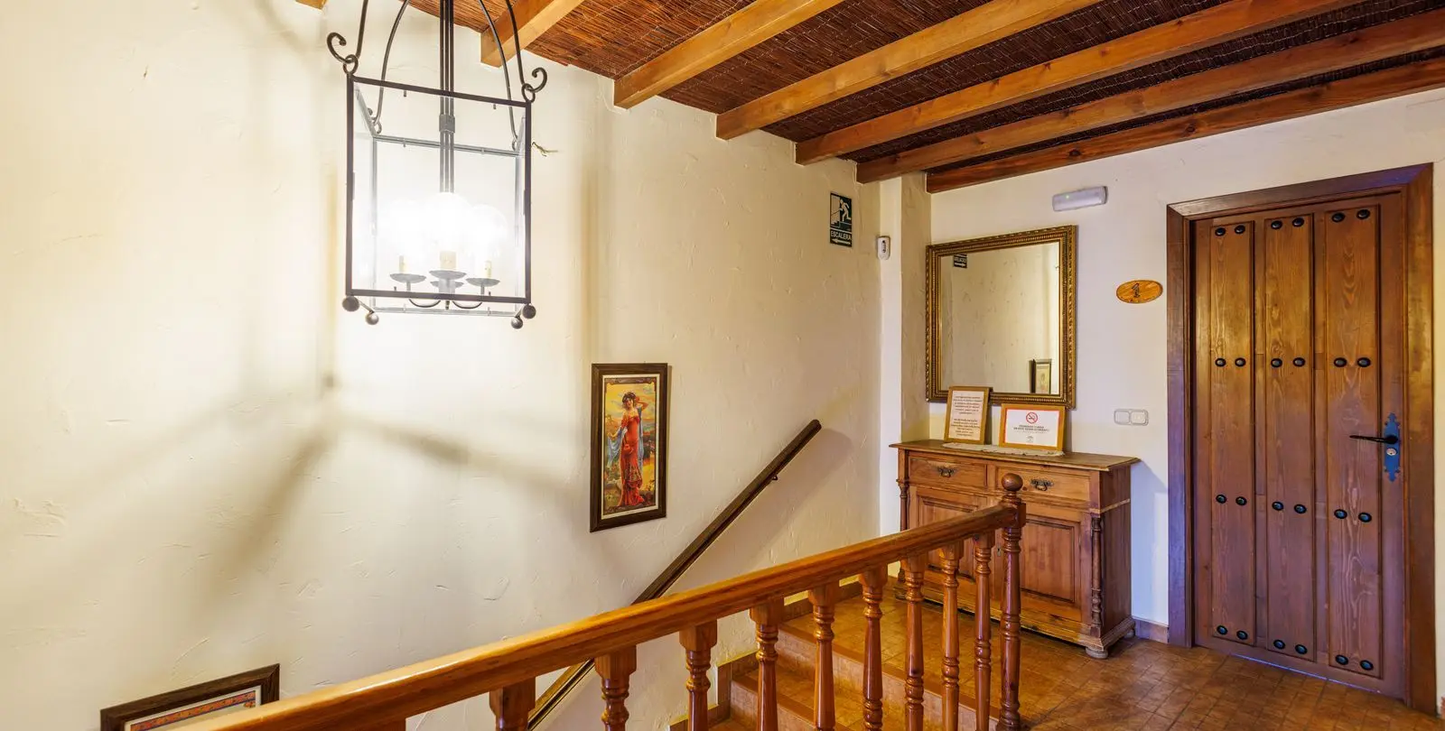 Sale of bed & breakfast in Villanueva de Tapia 26
