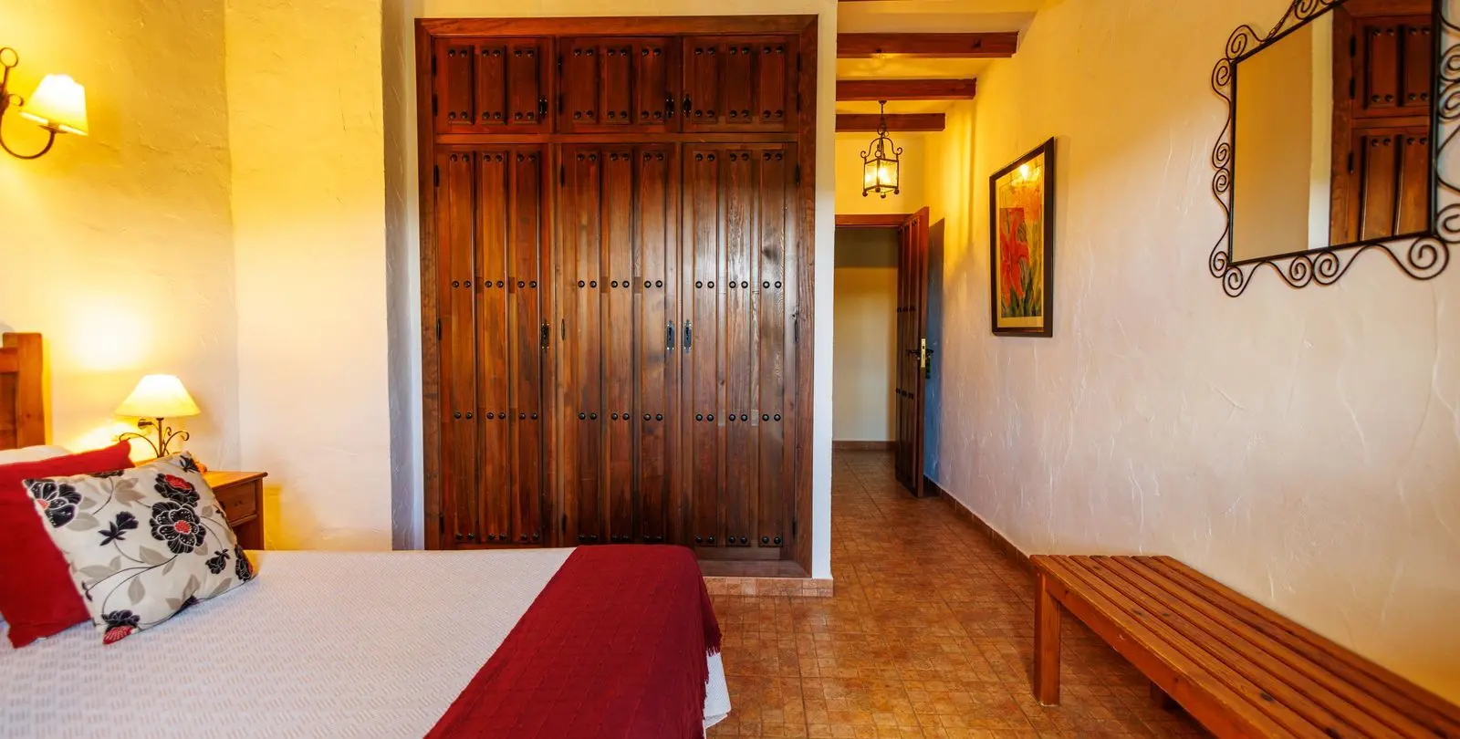 Sale of bed & breakfast in Villanueva de Tapia 44