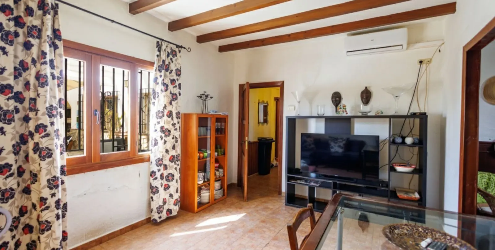 Sale of bed & breakfast in Villanueva de Tapia 54